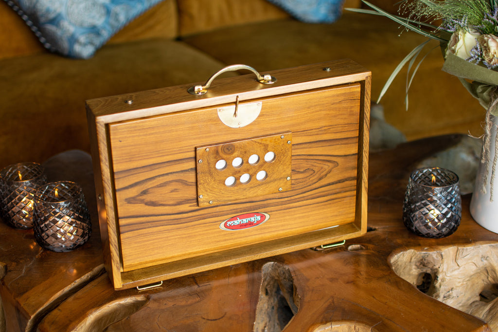 MAHARAJA MUSICALS Premium Shruti Box, Teak Wood, Medium, SB-M