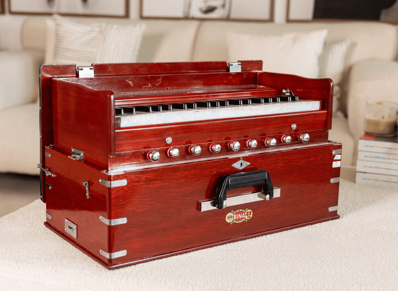 BINA NO. 23B Kirtan Harmonium, Folding, 2 Reed 3.5 Octave, Coupler AGH