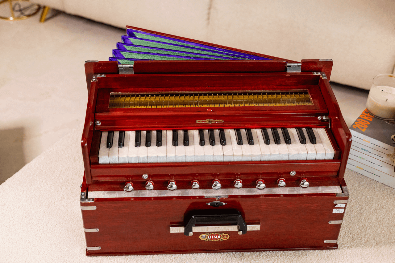 BINA NO. 23B Kirtan Harmonium, Folding, 2 Reed 3.5 Octave, Coupler AGH