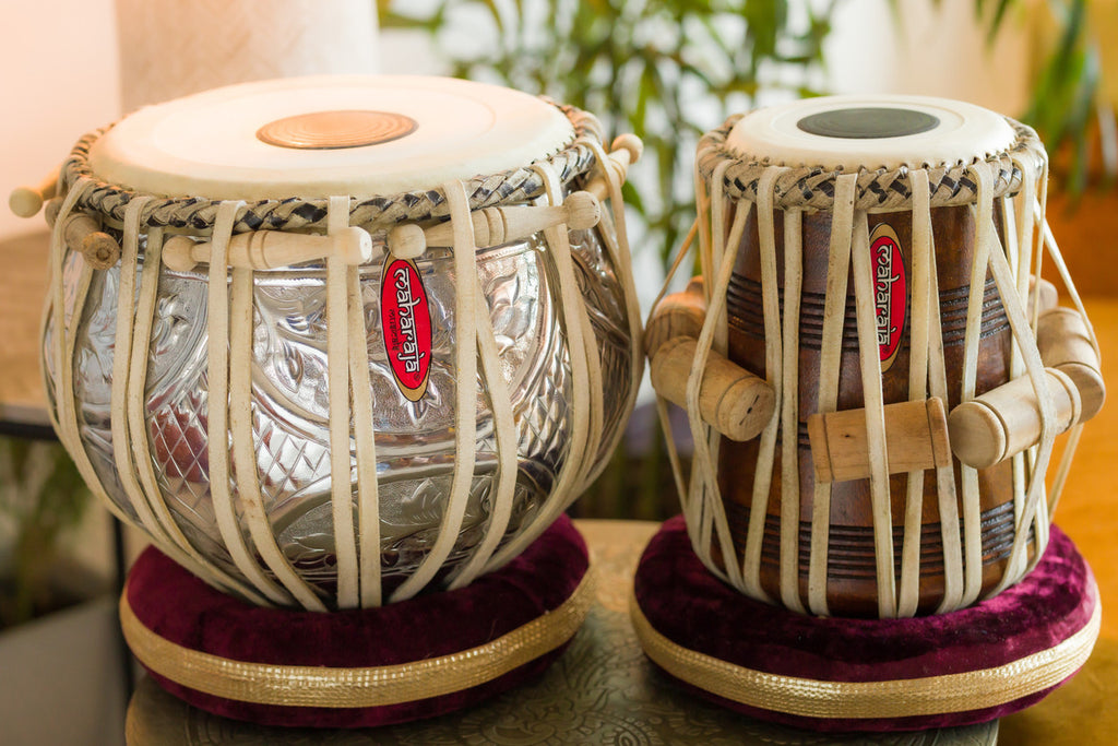 MAHARAJA Concert Designer Copper Tabla Drum Set, 4.5 Kg Copper Bayan, Finest Dayan, Padded Bag, Hammer, Cushions & Cover - (BR-FI)