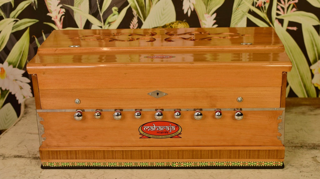 MAHARAJA MUSICALS Harmonium No. AABG - 9 Stopper, A440, 42 keys, Natural Color, With Coupler