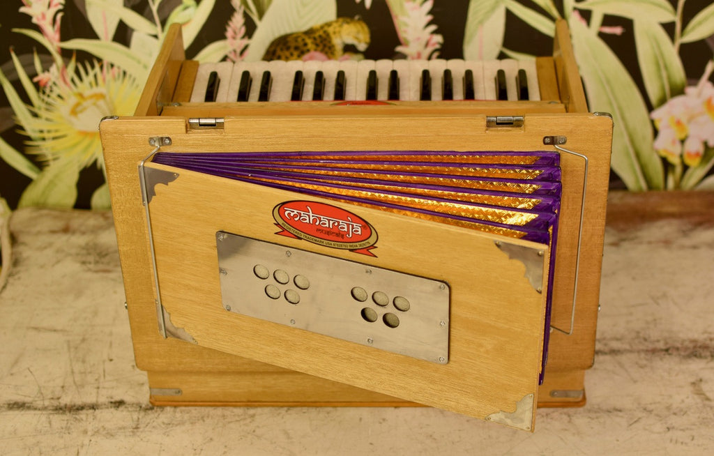 Maharaja Musicals, Portable Kirtan Harmonium, Portable Flight Model, Natural Color, Multifold Bellows, 32 keys, 19 x 12 x 13.5 inches,  Bag, Kirtan Yoga Companion KHF2