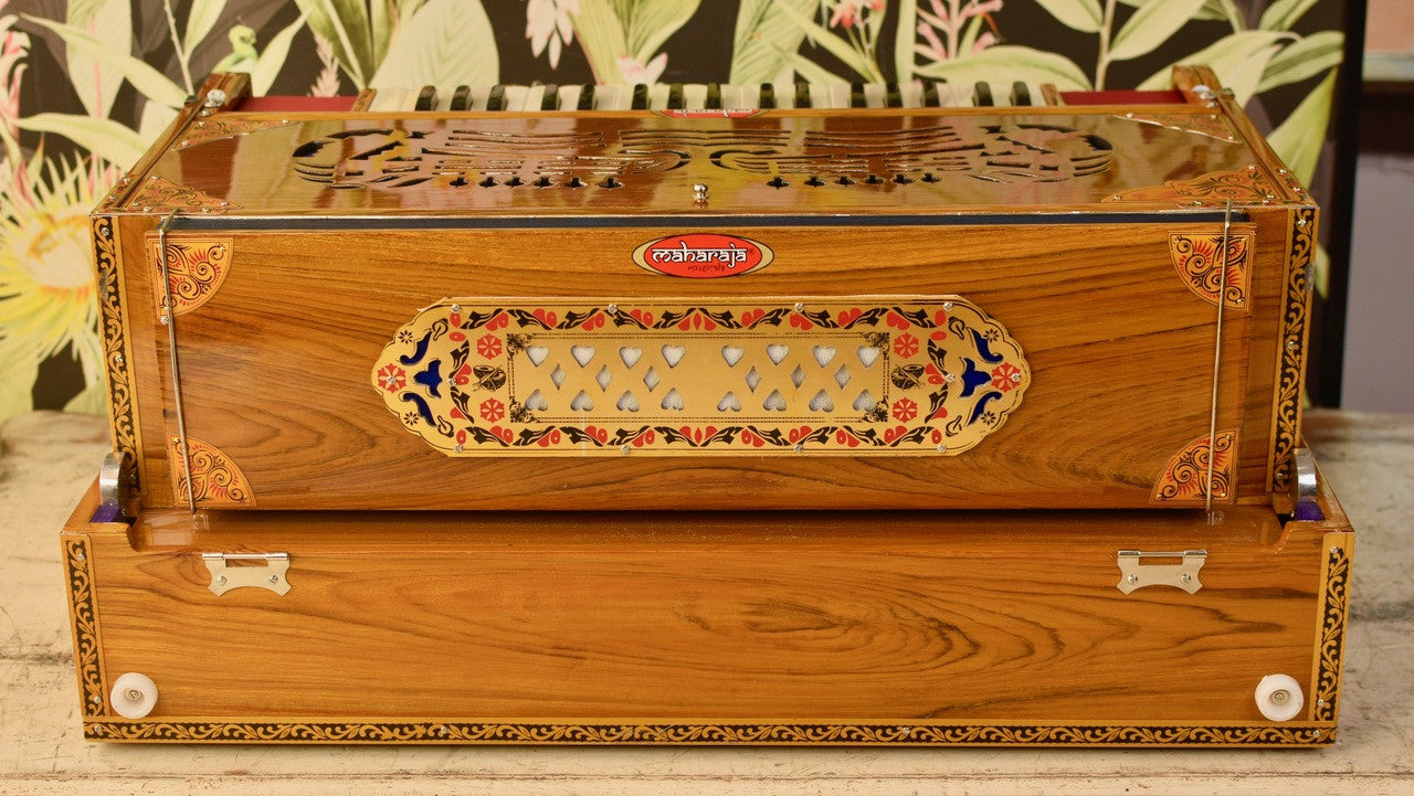 Maharaja Musicals Premium Calcutta Harmonium, 4/13 Scale Changer, Natural BBH