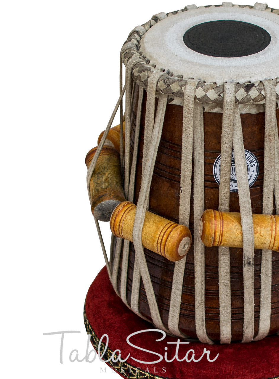 MAHARAJA MUSICALS 3.5kg Ganesha Kalash Brass Tabla, With Lacquer Finish BHE