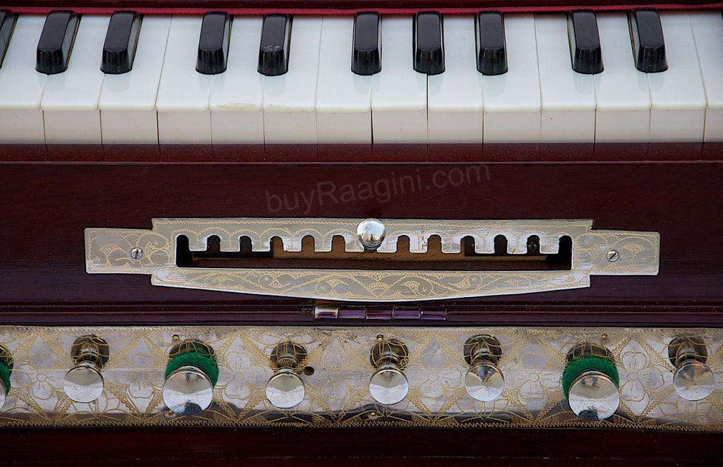 MONOJ K SARDAR Concert Harmonium, A440, 4 Reeds, Teak Wood Folding CDG
