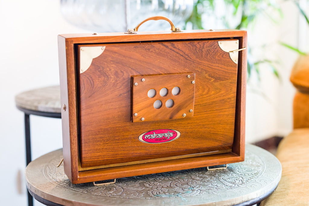 MAHARAJA MUSICALS Premium Shruti Box, Teak Wood, Small, SB-S